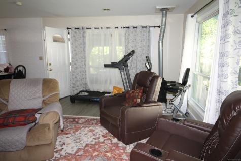 52 Gail Drive Waterbury CT 06704