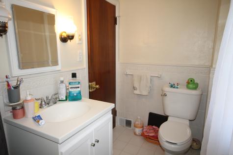 52 Gail Drive Waterbury CT 06704