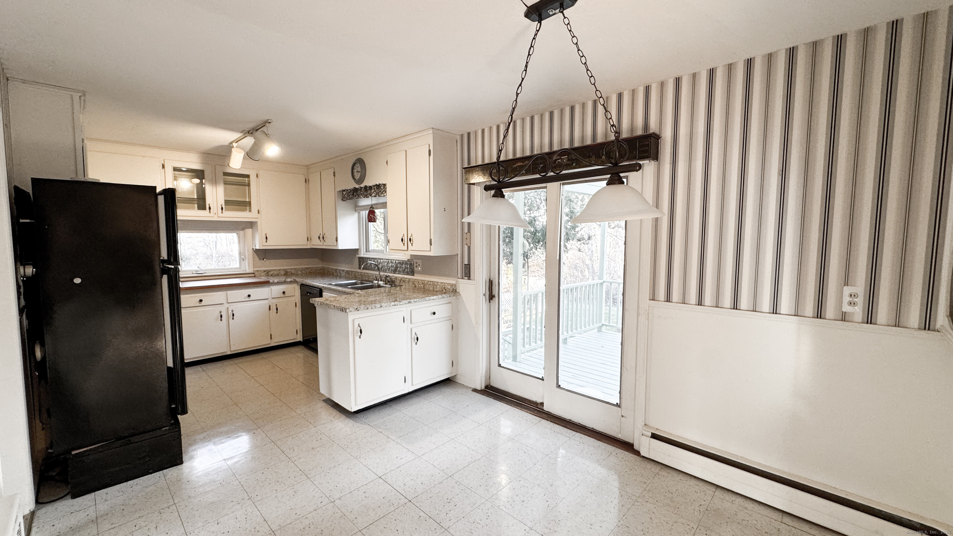 338 Main Street Hampton CT 06247