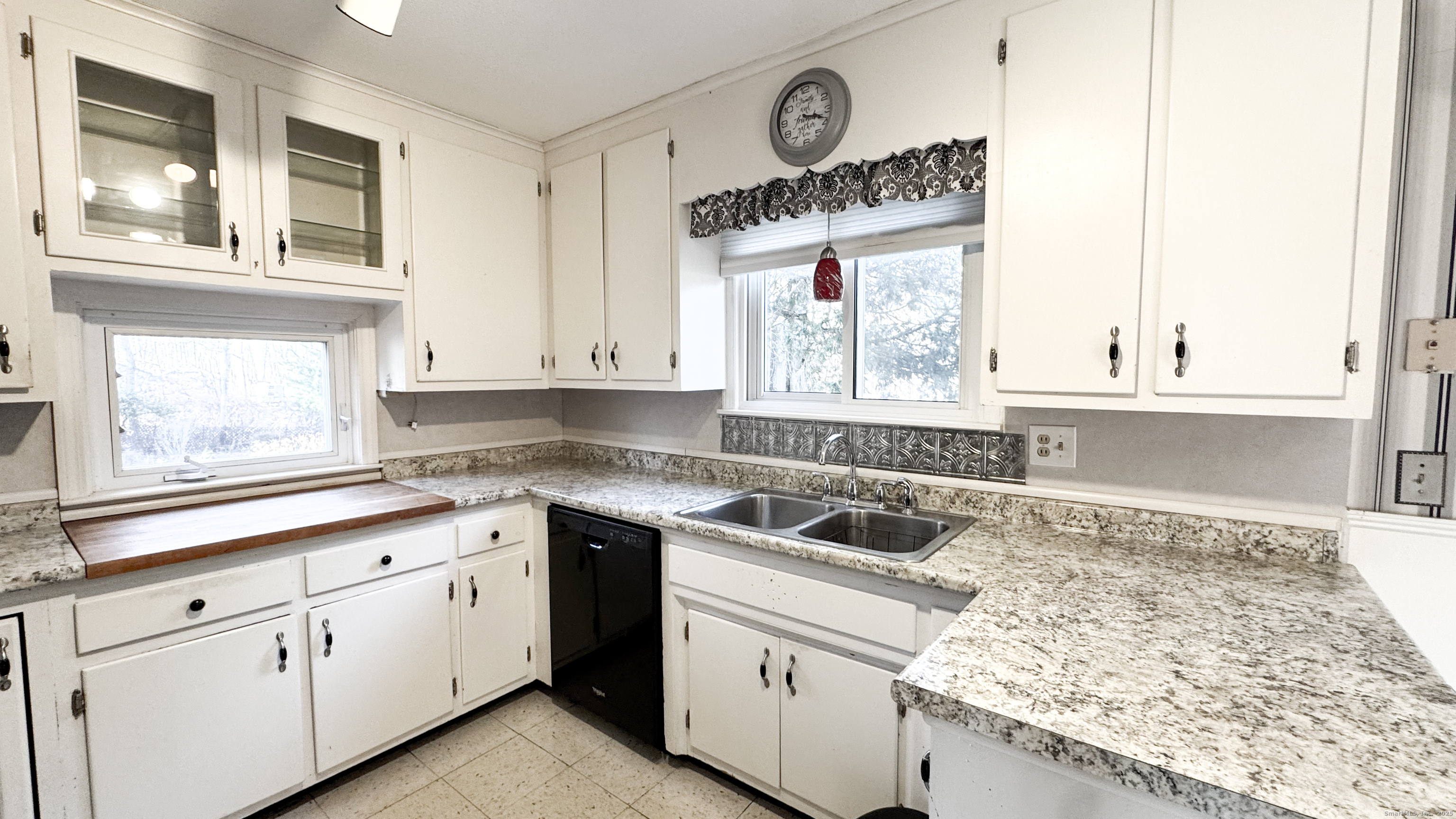 338 Main Street Hampton CT 06247