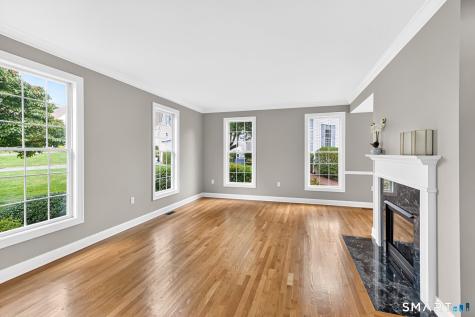 3 Cavendish Place Avon CT 06001