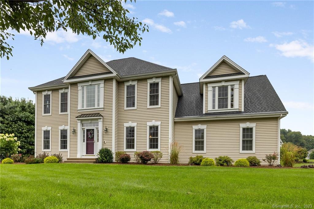 19 Livingston Way Manchester CT 06040
