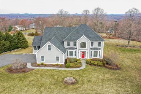 8 Gallows Road Brookfield CT 06804