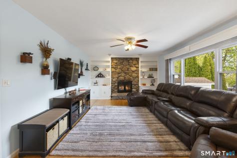 152 Surrey Drive Wethersfield CT 06109