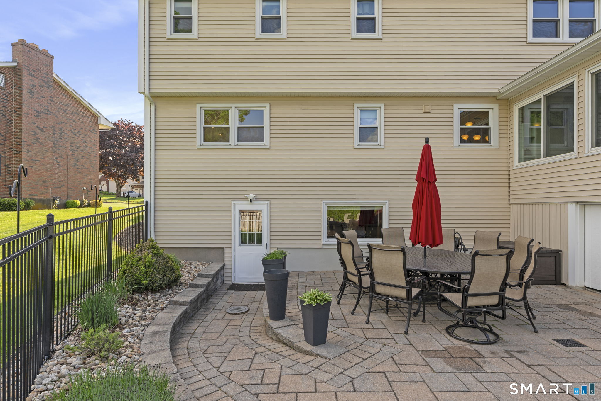 152 Surrey Drive Wethersfield CT 06109