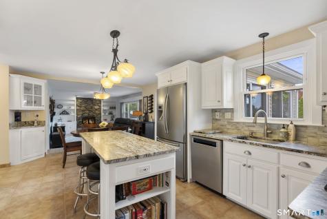 152 Surrey Drive Wethersfield CT 06109