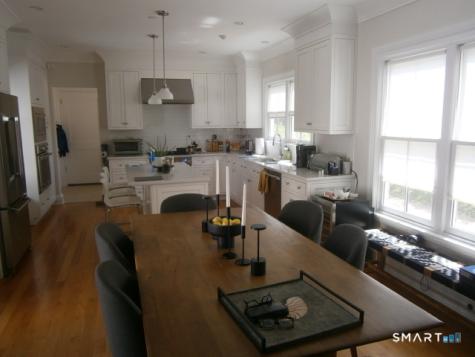 65 Sherwood Place Greenwich CT 06830
