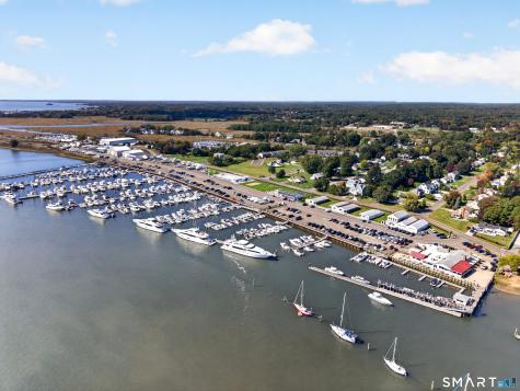 112 Harbor Parkway Clinton CT 06413