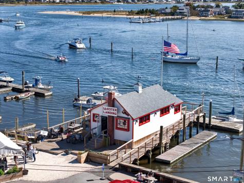 112 Harbor Parkway Clinton CT 06413
