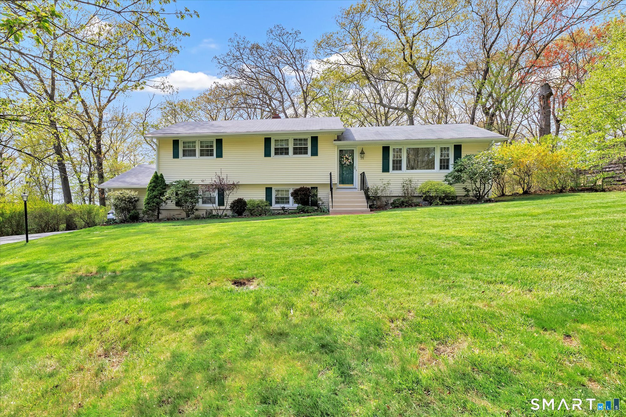 38 Cold Spring Circle Shelton CT 06484