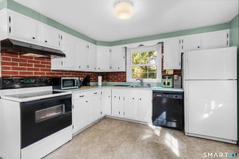 26 Scarborough Road Windsor CT 06095