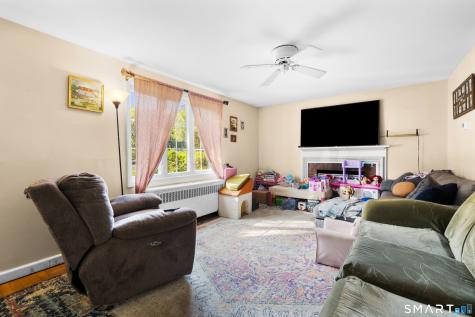 26 Scarborough Road Windsor CT 06095