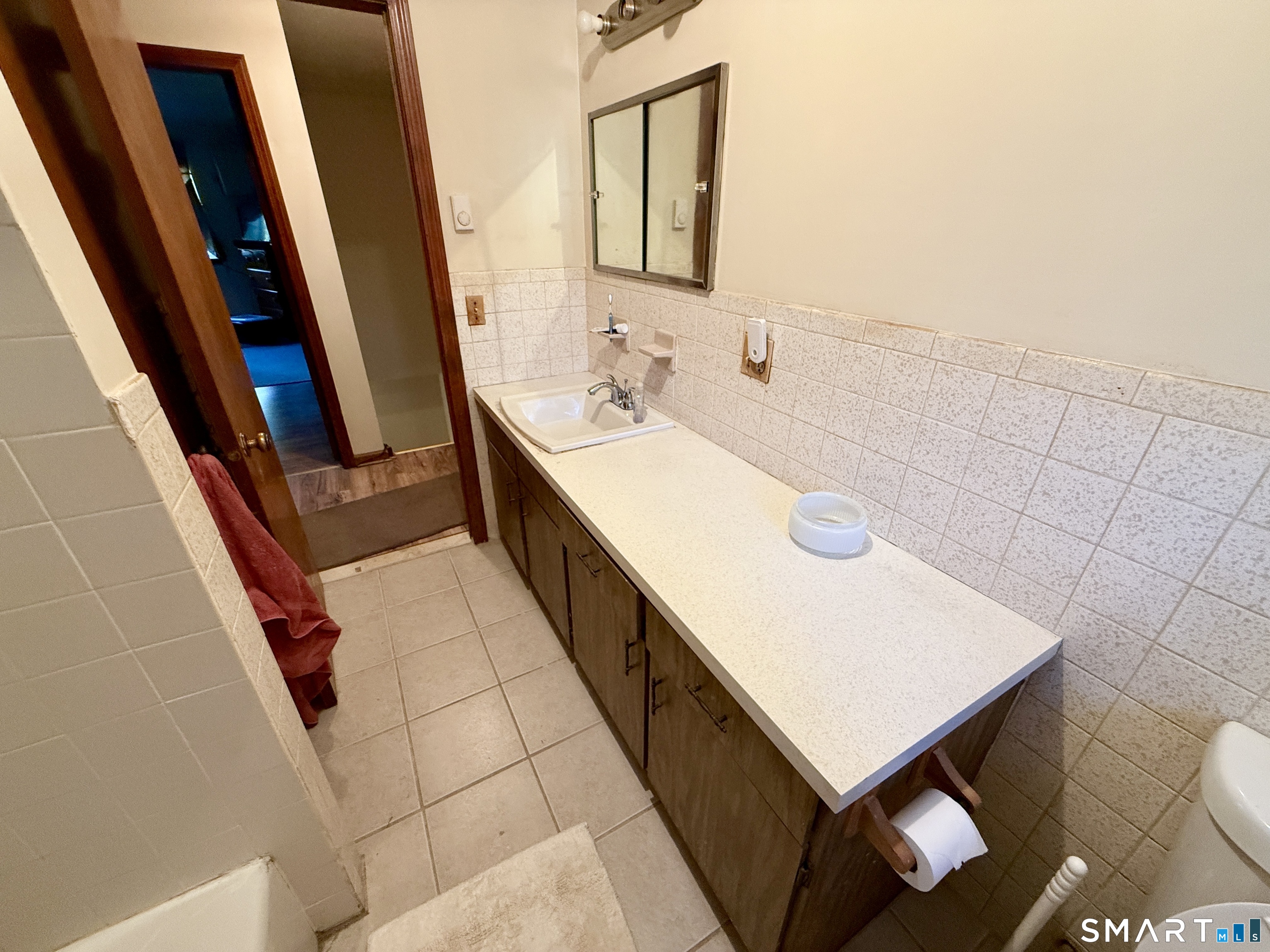 71 Bentwood Drive Waterbury CT 06705