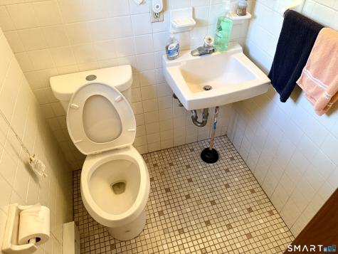 71 Bentwood Drive Waterbury CT 06705