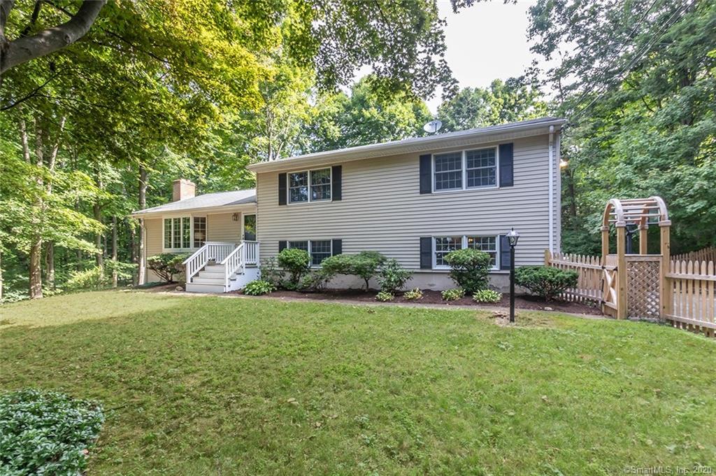 335 Weeping Willow Lane Fairfield CT 06825
