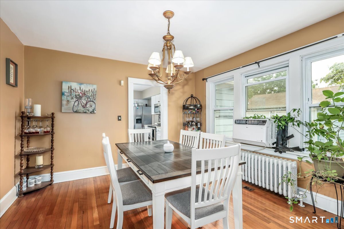 835 Thorme Street Bridgeport CT 06606