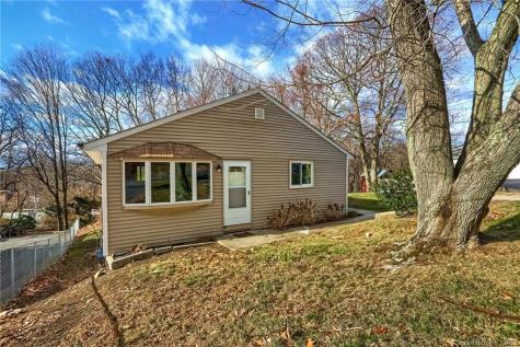 51 Oldham Avenue Waterbury CT 06705