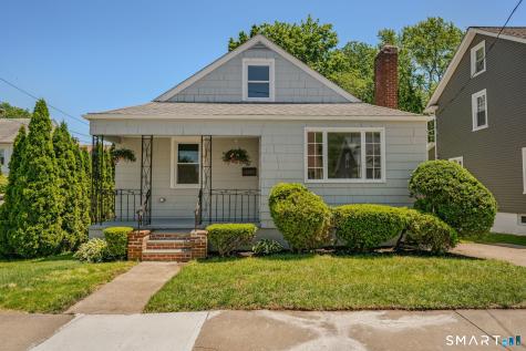 85 Ledyard Street New London CT 06320