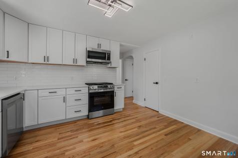 85 Ledyard Street New London CT 06320