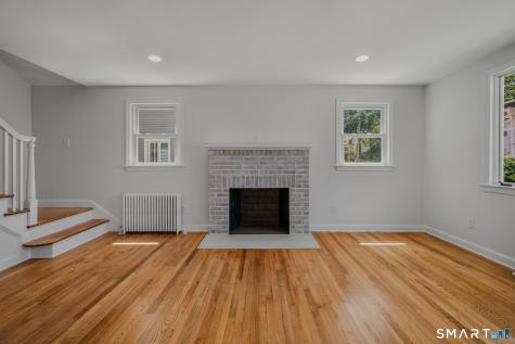 85 Ledyard Street New London CT 06320