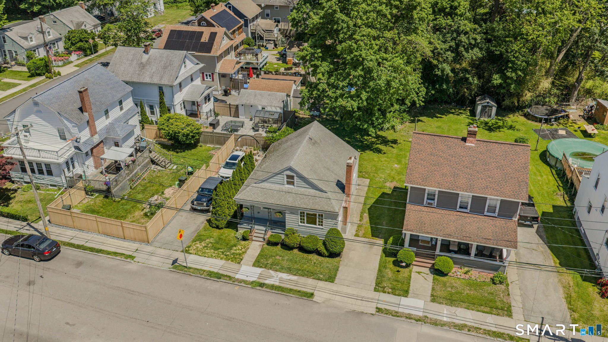 85 Ledyard Street New London CT 06320