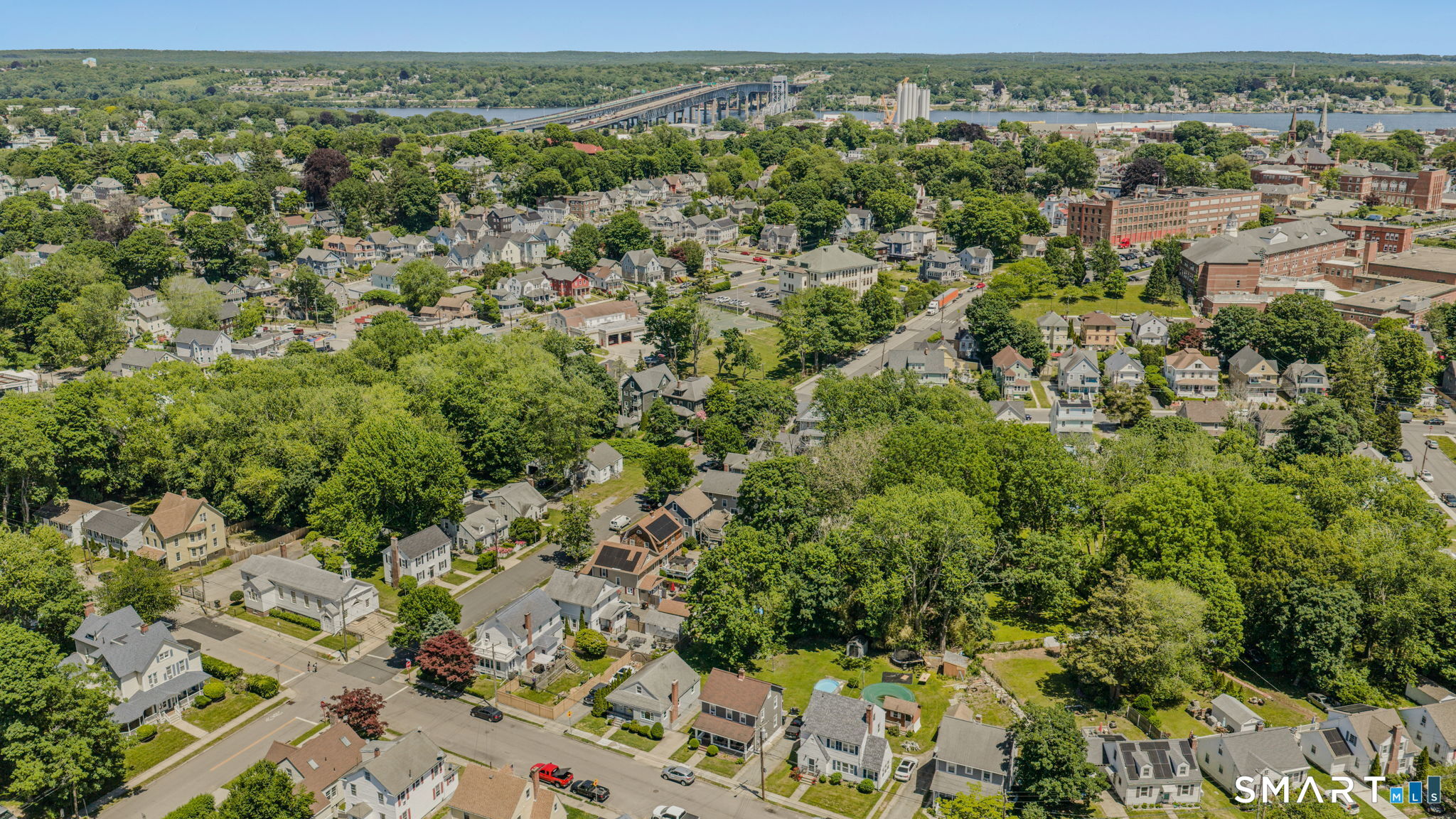 85 Ledyard Street New London CT 06320
