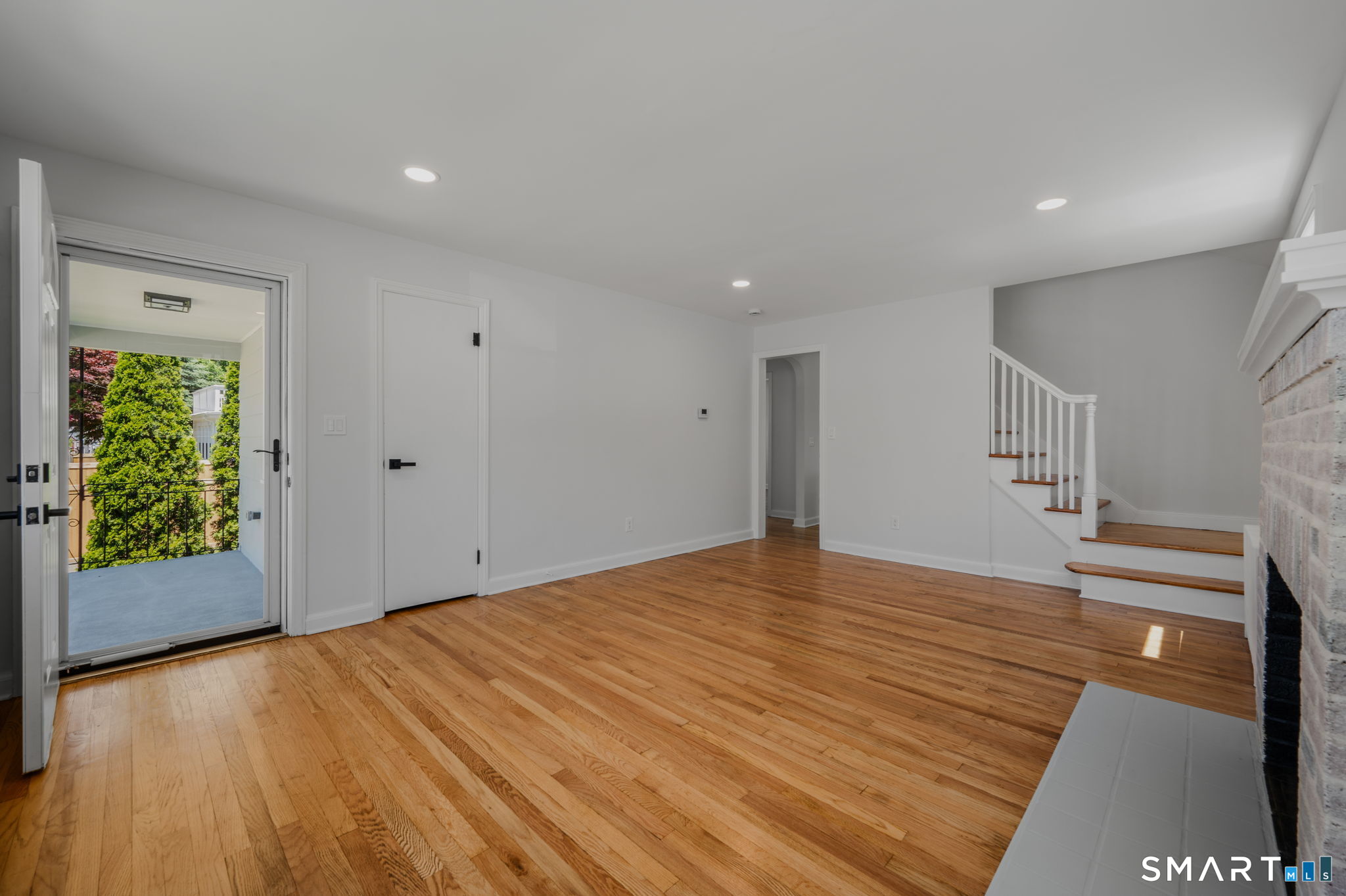 85 Ledyard Street New London CT 06320