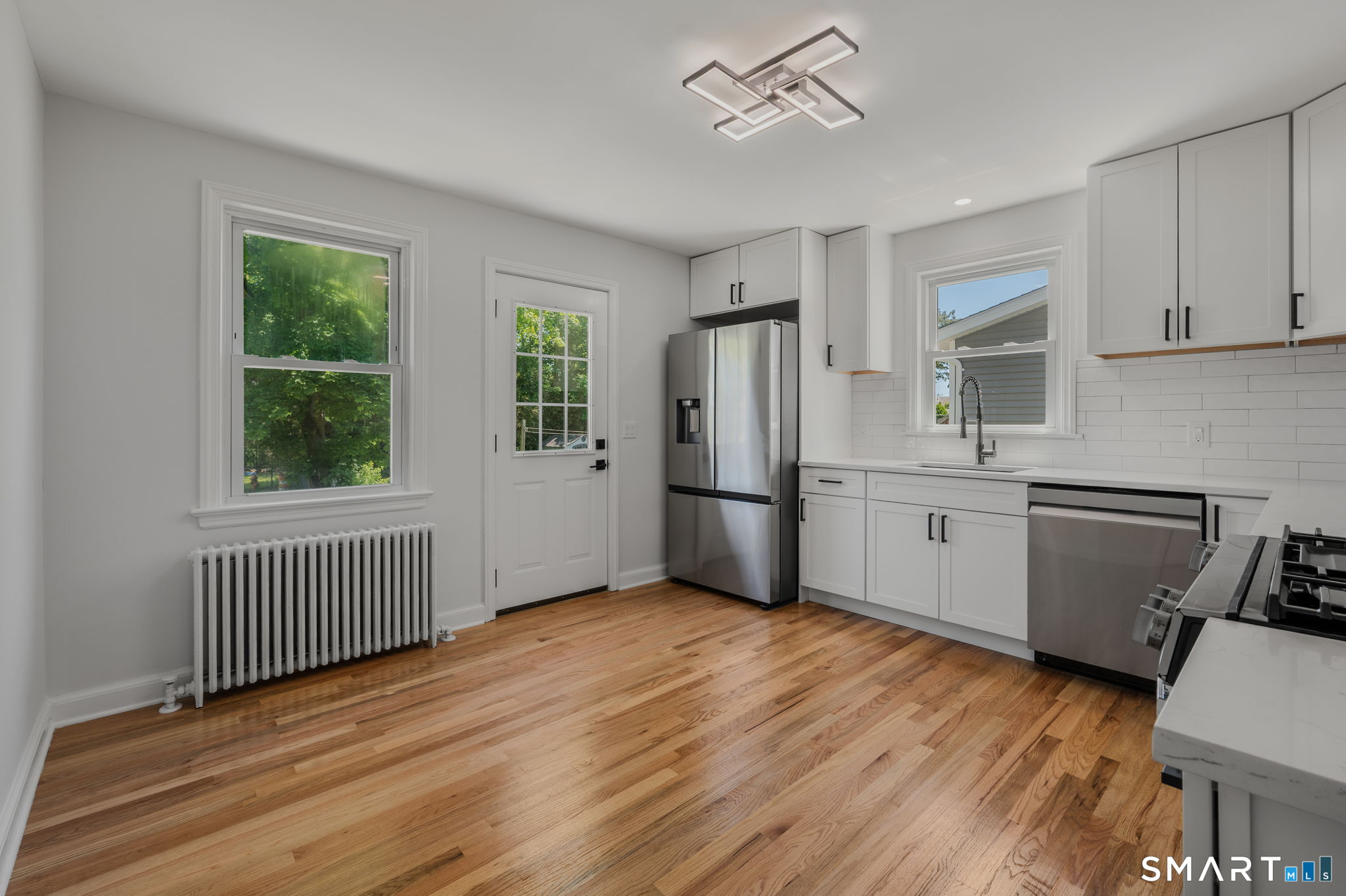 85 Ledyard Street New London CT 06320