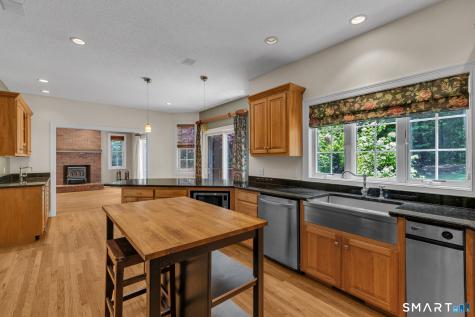 6 Azalea Lane Ellington CT 06029