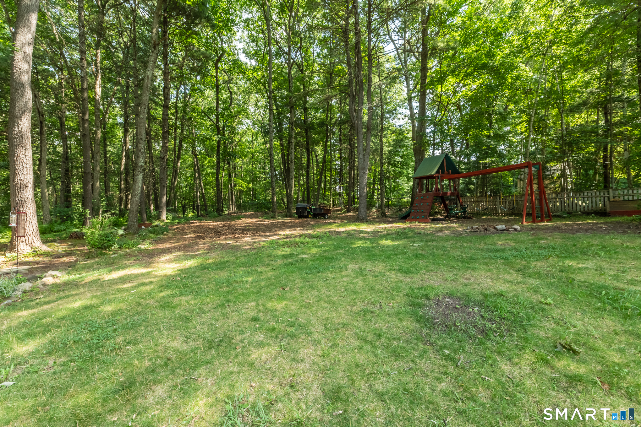6 Azalea Lane Ellington CT 06029