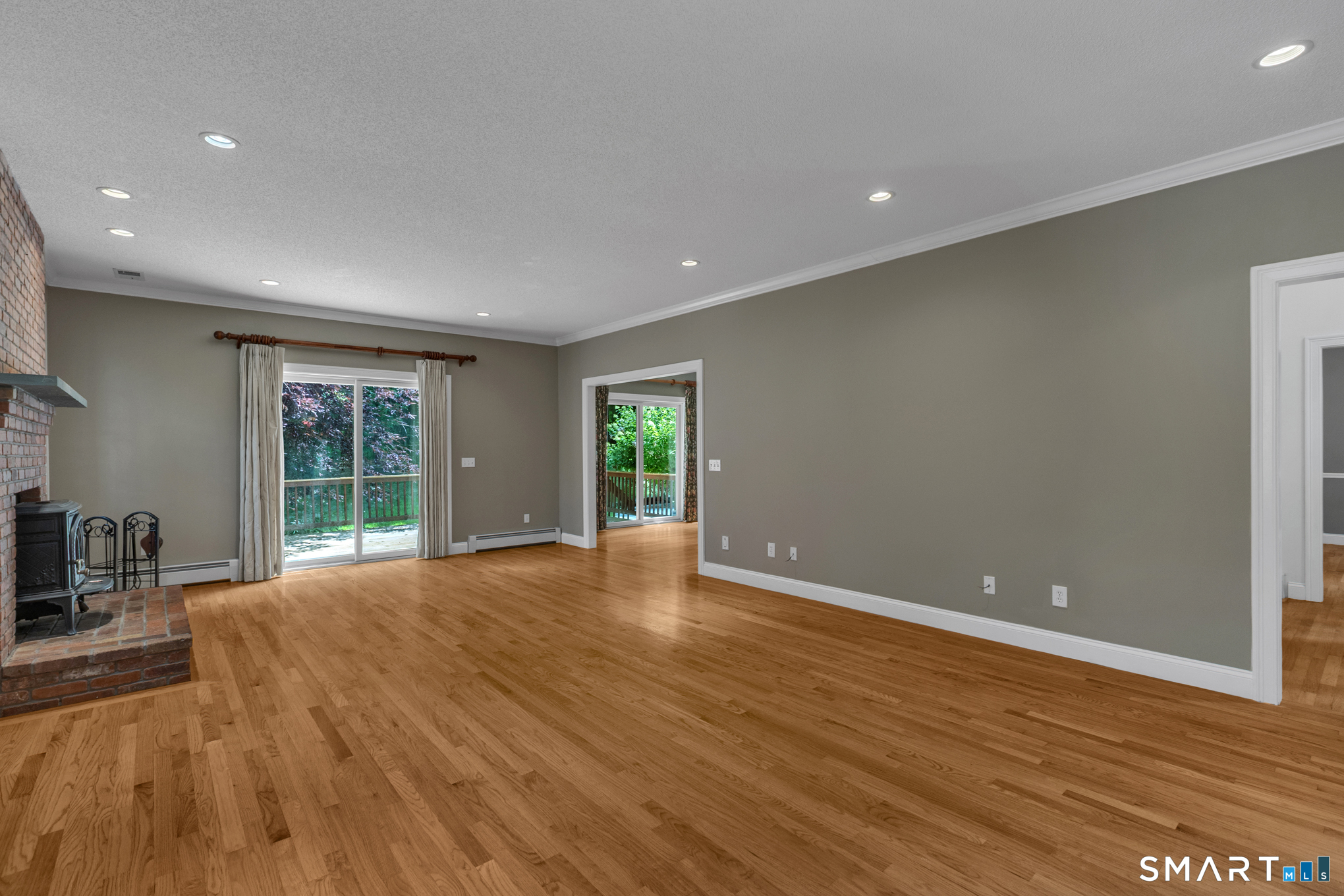 6 Azalea Lane Ellington CT 06029