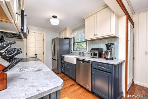 23 Longview Drive Brookfield CT 06804
