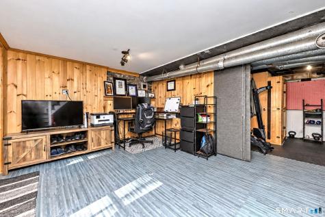23 Longview Drive Brookfield CT 06804