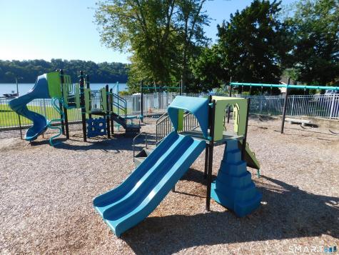 23 Longview Drive Brookfield CT 06804