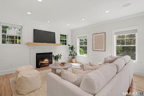 469 Woodridge Avenue Fairfield CT 06825