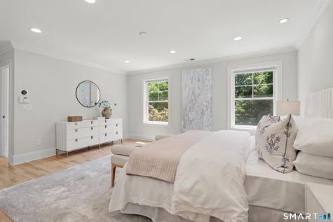 469 Woodridge Avenue Fairfield CT 06825