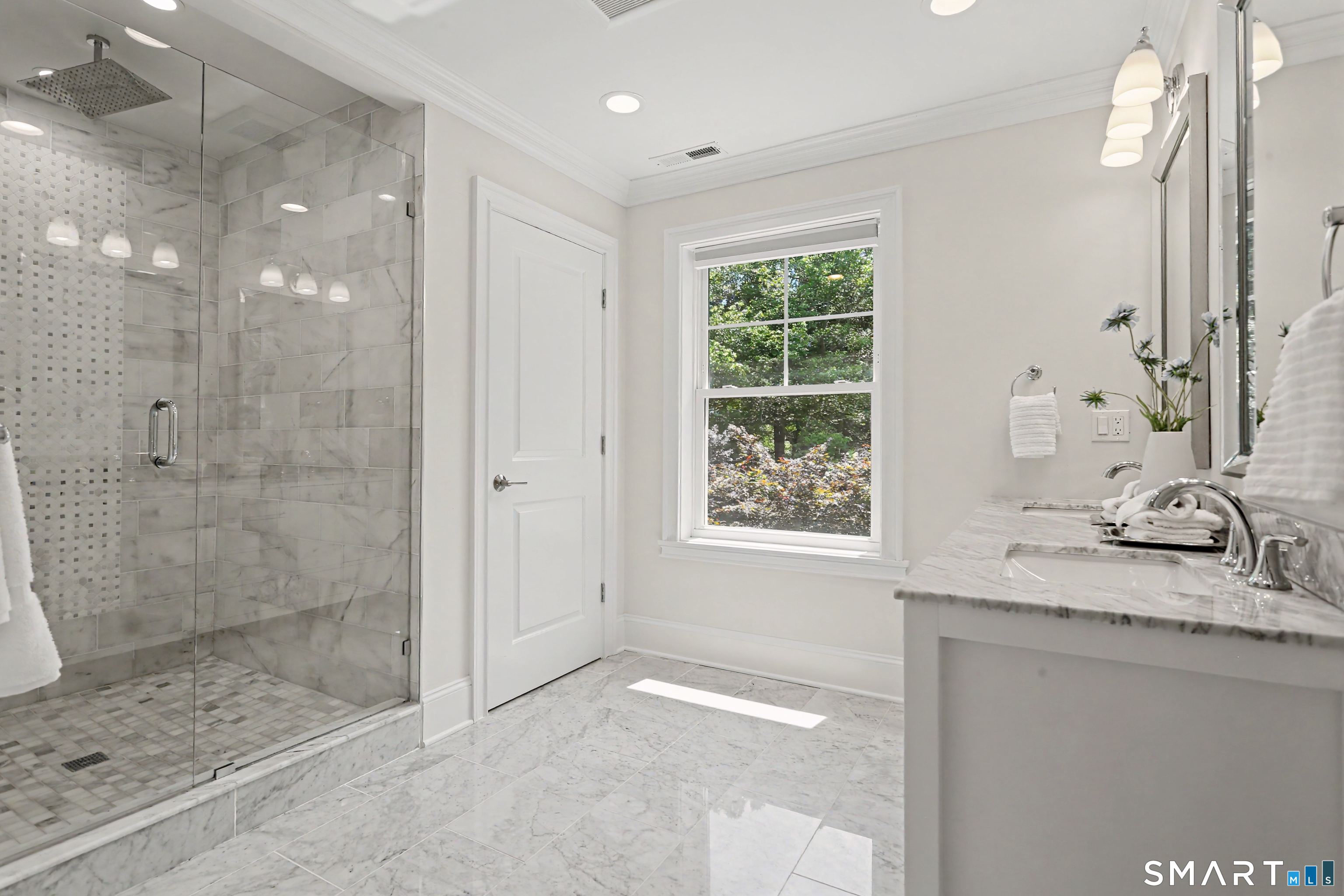 469 Woodridge Avenue Fairfield CT 06825
