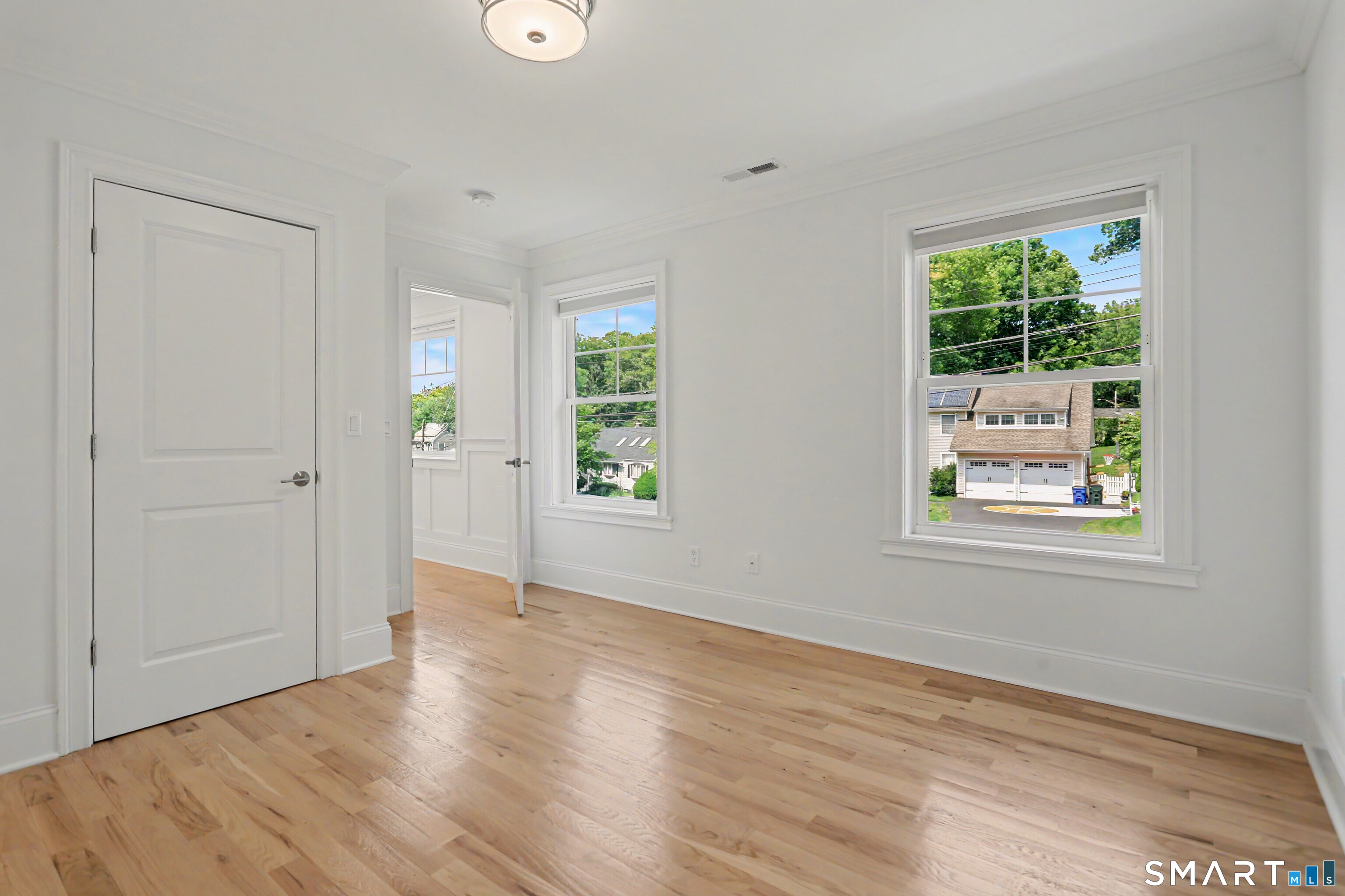 469 Woodridge Avenue Fairfield CT 06825