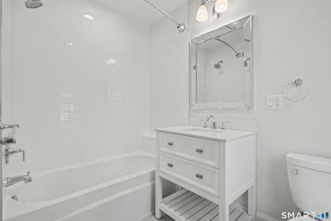 469 Woodridge Avenue Fairfield CT 06825