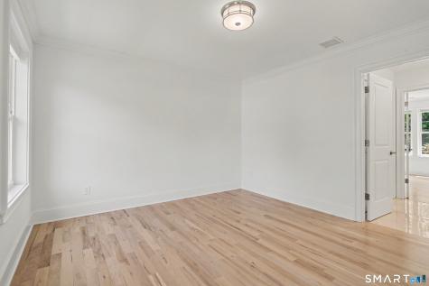 469 Woodridge Avenue Fairfield CT 06825