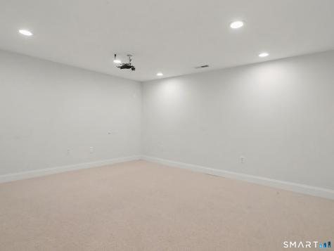469 Woodridge Avenue Fairfield CT 06825