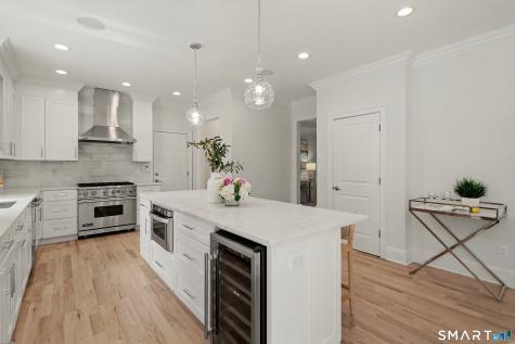 469 Woodridge Avenue Fairfield CT 06825