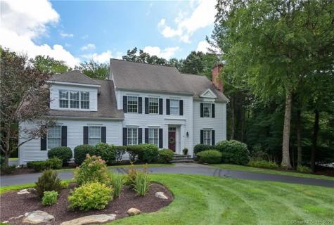 8 Heathcote Avon CT 06001