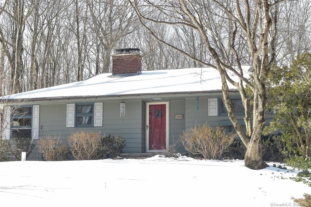 24 Hennequin Road Columbia CT 06237