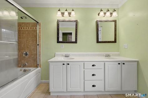 52 Tram Drive Oxford CT 06478