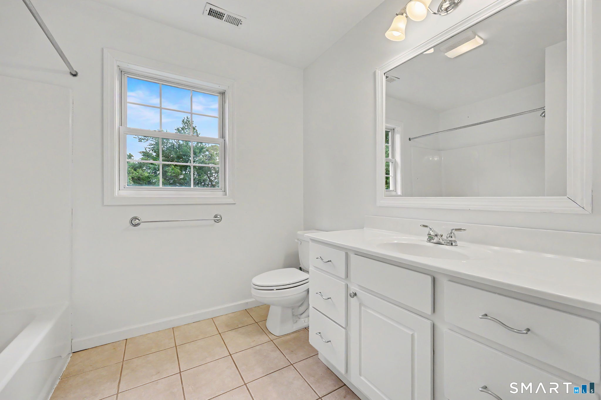 52 Tram Drive Oxford CT 06478
