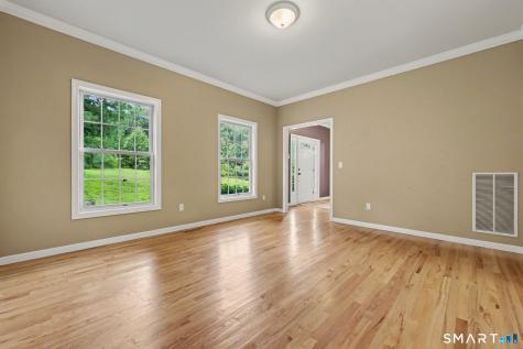 52 Tram Drive Oxford CT 06478