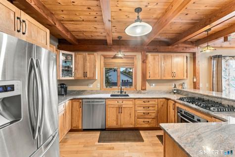 133 Pond Hill Road Plainfield CT 06354