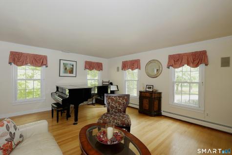 37 Adams Road Ridgefield CT 06877