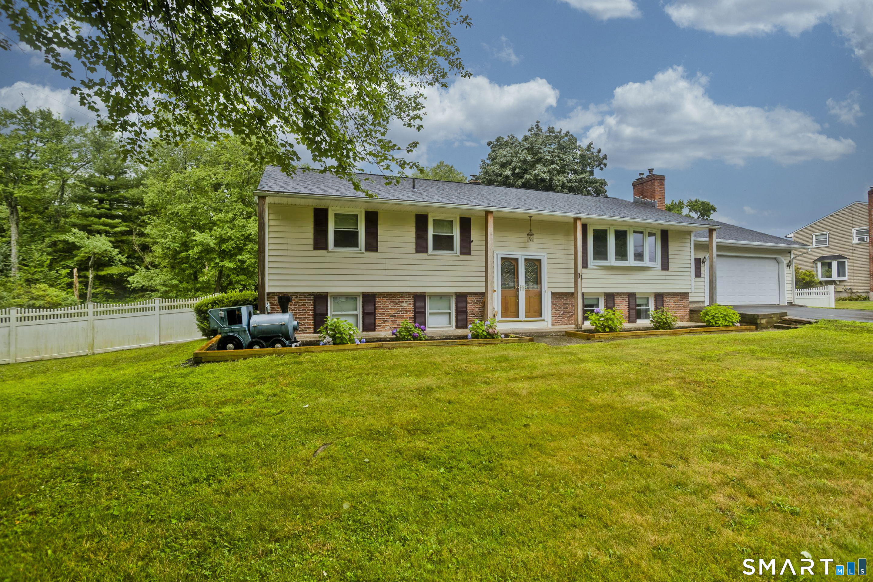 31 Jewel Street Enfield CT 06082